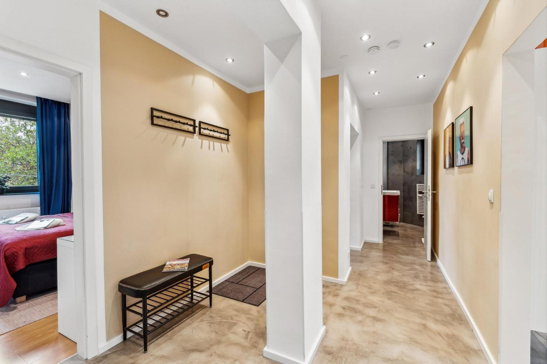 Maremar: City Design Apartment with Luxury Beds and Workspace Braunschweig Exterior photo