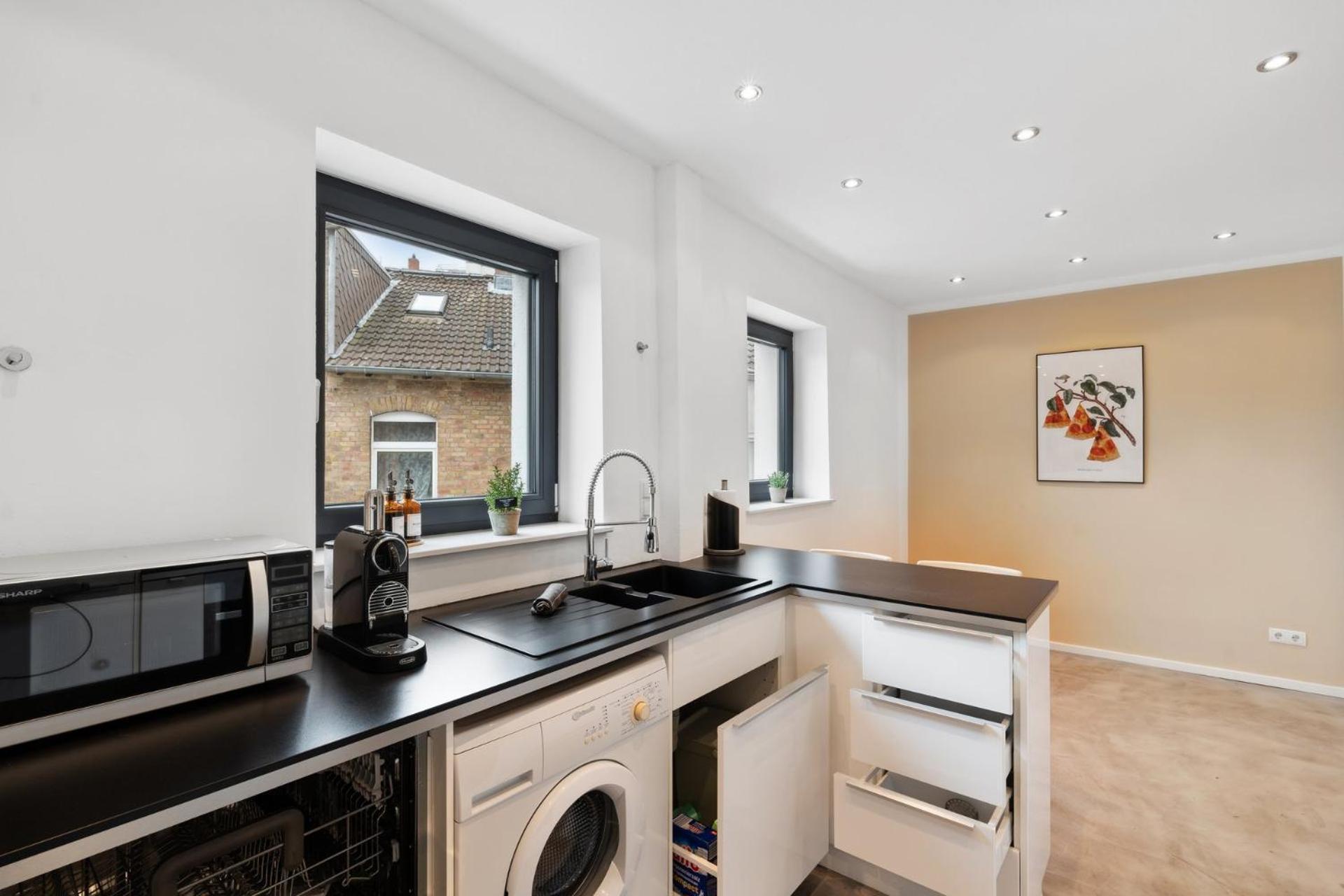 Maremar: City Design Apartment with Luxury Beds and Workspace Braunschweig Exterior photo